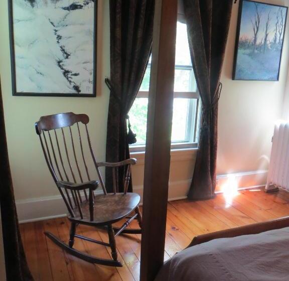 デラックスルーム, Cooperstown Bed And Breakfast