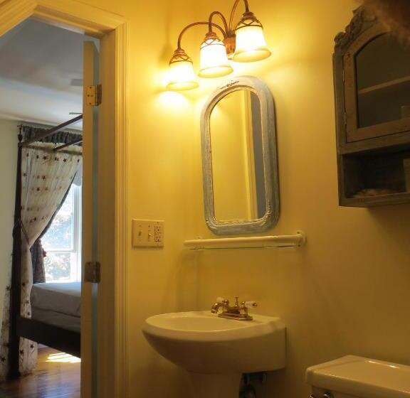 デラックスルーム, Cooperstown Bed And Breakfast