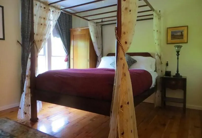 デラックスルーム, Cooperstown Bed And Breakfast