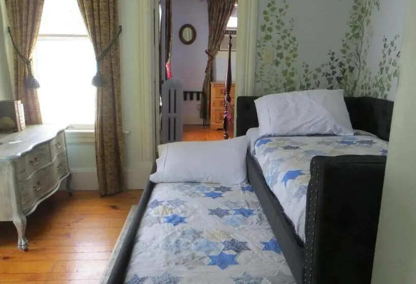 スイート（家族用）, Cooperstown Bed And Breakfast