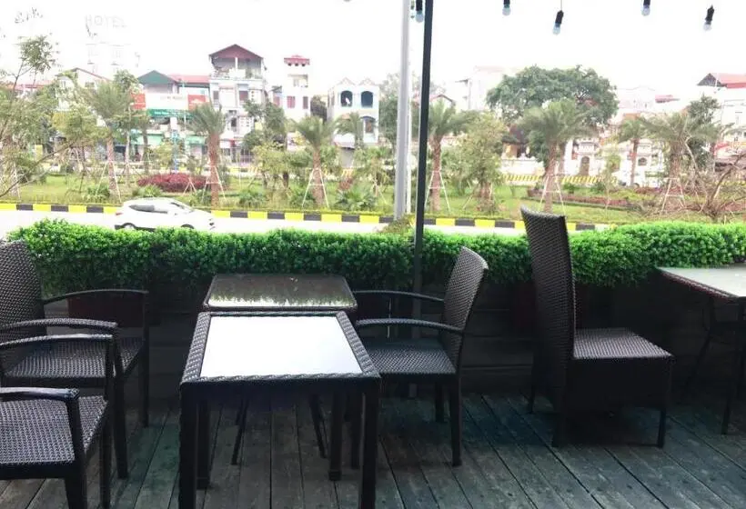 اتاق سوپریور یک تخته, Hd House