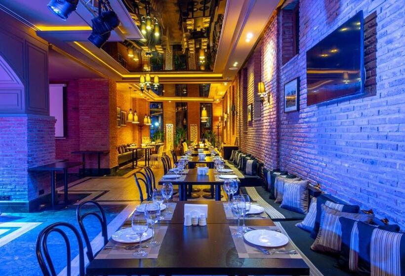 آپارتمان 1 خوابه با چشم‌انداز, Orbi Bakuriani Apartment 731