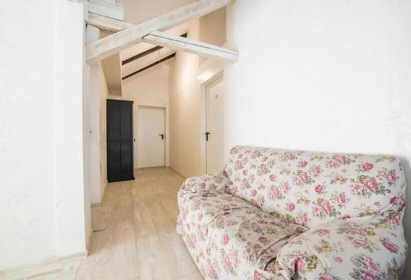4 Bett Economy Zimmer, Chesscom Guesthouse