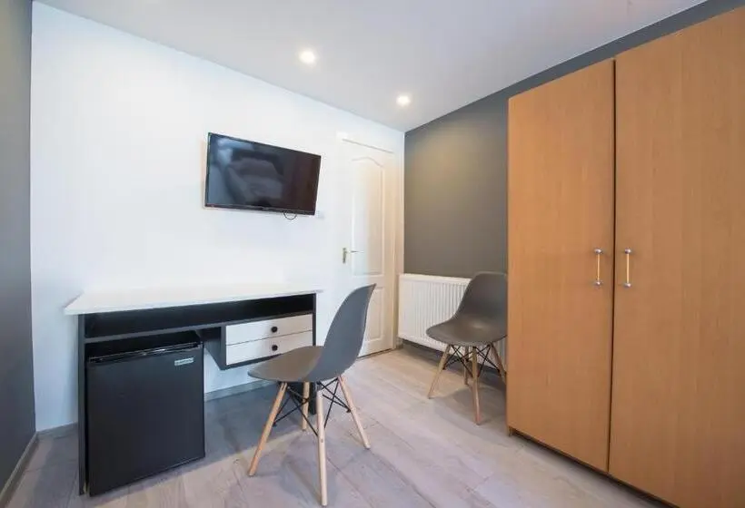 4 Bett Economy Zimmer, Chesscom Guesthouse