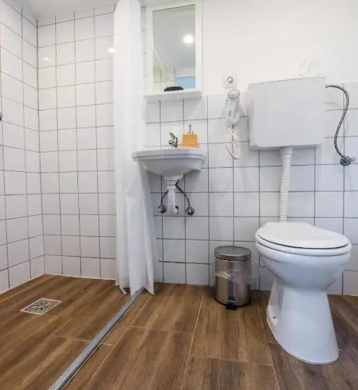 Basis Einzelzimmer, Chesscom Guesthouse