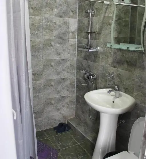 اتاق استاندارد سه نفره, Guesthouse Elia