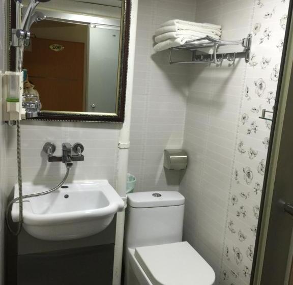 اتاق استاندارد چهار تخته, Hk Tai San Guest House