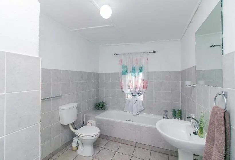 Standard room with outdoor bath, @karoo Guesthouse