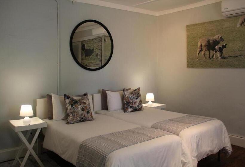 Standard room with outdoor bath, @karoo Guesthouse