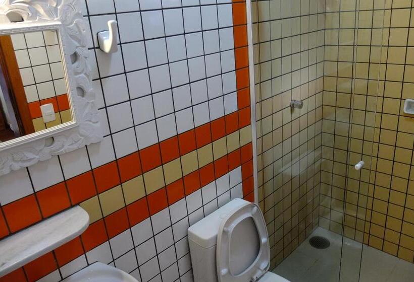 اتاق استاندارد چهارنفره با چشمانداز باغ, Suites Grande Tenorio