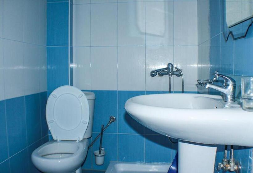 1 Bedroom Apartment with Terrace Sea View, Apartments Romario