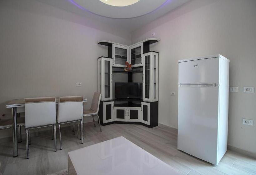 سوییت خانوادگی, Apartments Romario