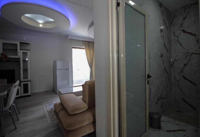 سوییت خانوادگی, Apartments Romario