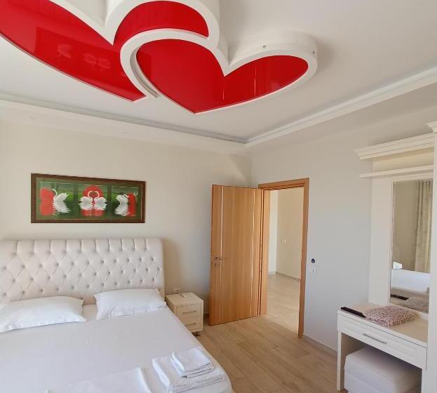 اتاق استاندارد با تخت بزرگ, Apartments Romario