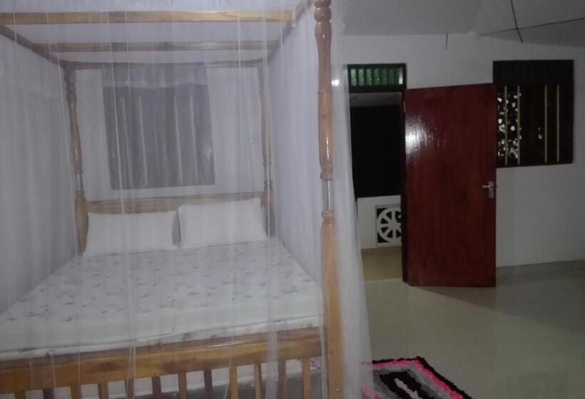 Habitació Triple Estàndard, Calm Garden Cabanas