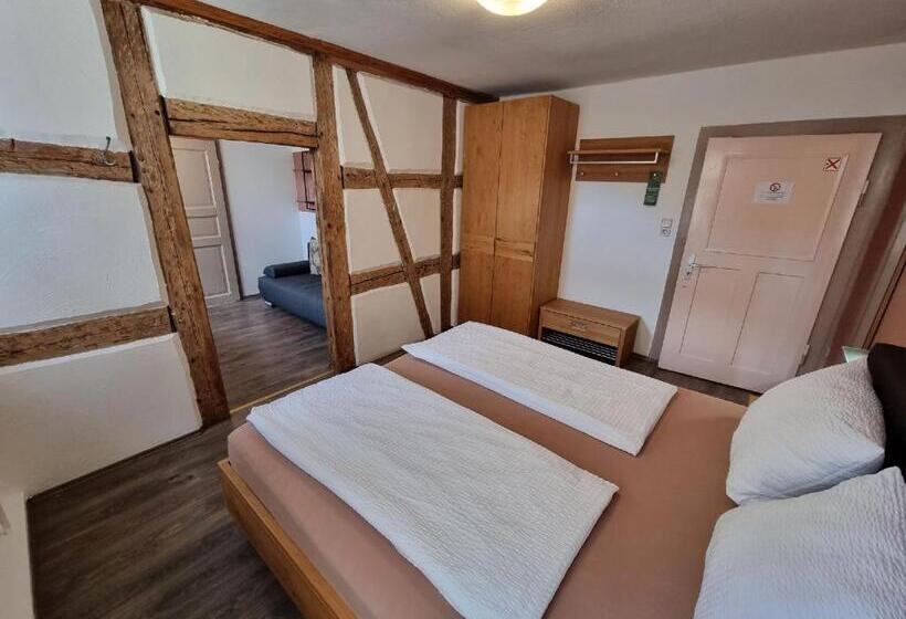 标准三人间, Gasthof Goldener Stern