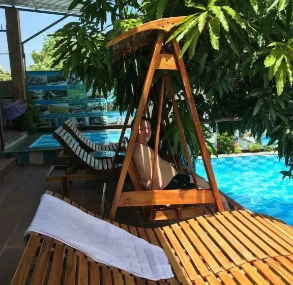 اتاق سوپریور با چشمانداز باغ, Mui Ne Garden Hotel And Kite School