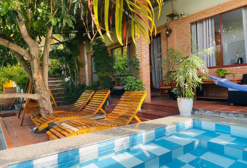 اتاق سوپریور با چشمانداز باغ, Mui Ne Garden Hotel And Kite School