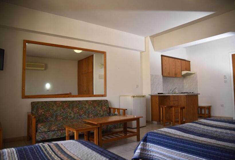 استودیوی استاندارد, Elysso Apartments