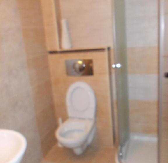 اتاق عادی, Casa Lia