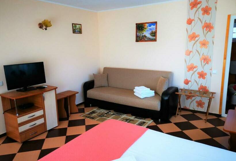 Семейный Номер, Casa Nelu Pescaru