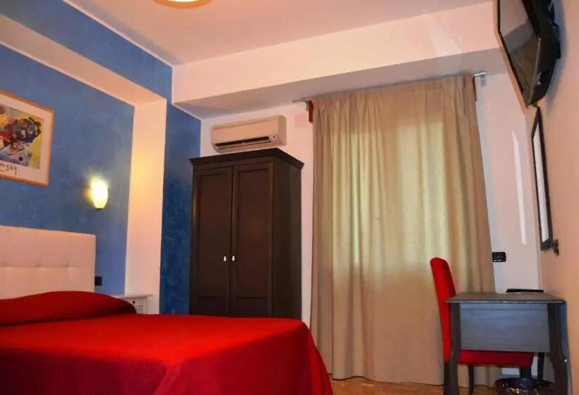اتاق کلاسیک یک تخته, Diana Inn Accommodations