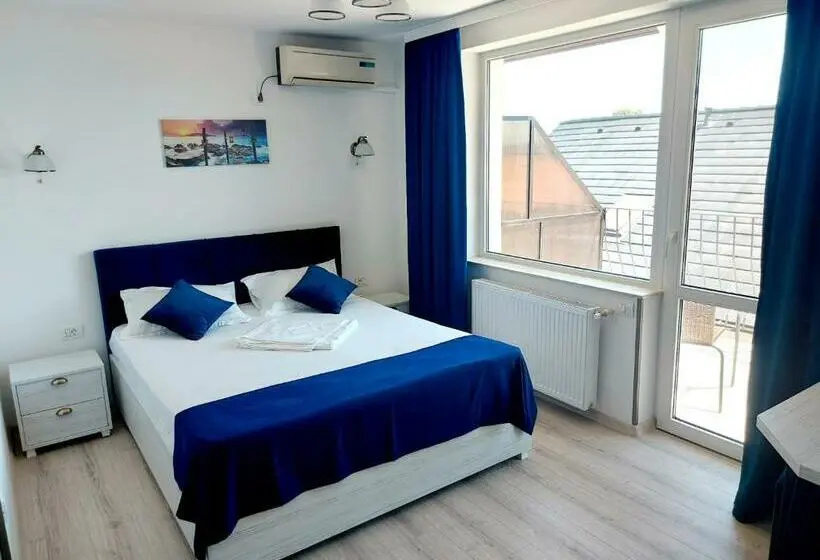 Quarto Triplo Standart, Vila Coty