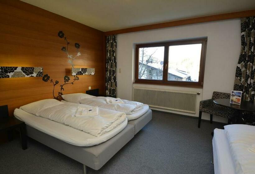 חדר סטנדרט לשלושה, Haus Thomas By Châtel Reizen