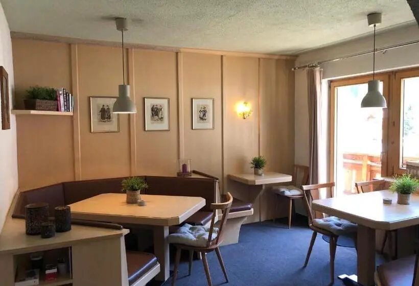 Dört Kişilik Standart Oda, Haus Thomas By Châtel Reizen