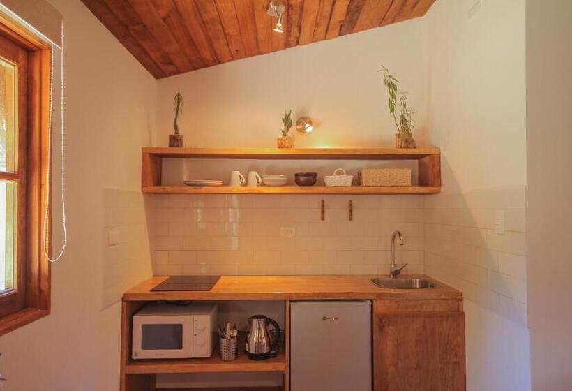 デラックスバンガロー, El Arbol Eco Lodge