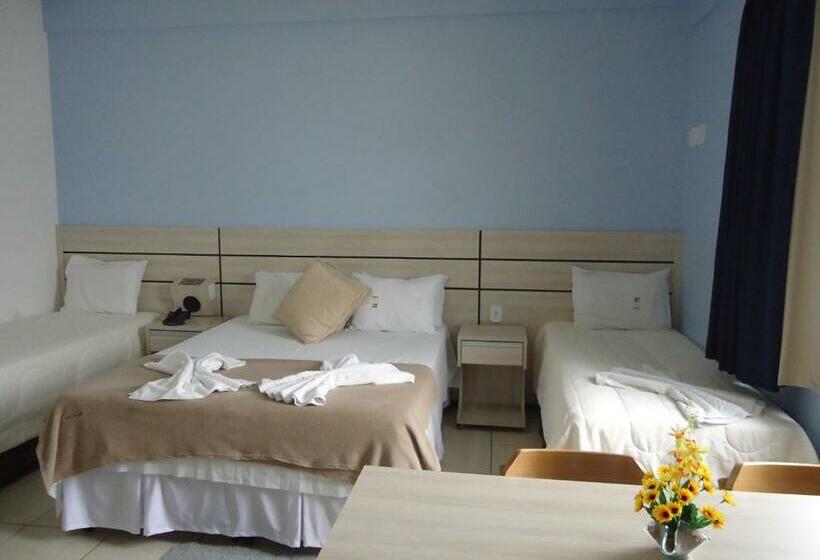 חדר דלוקס לארבעה, Esplendor Palace