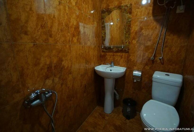 اتاق اکونومی, Pheria