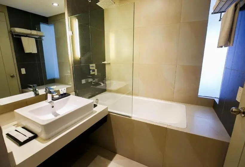 اتاق پریمیوم با چشم‌انداز باغ, Solea Mactan Resort