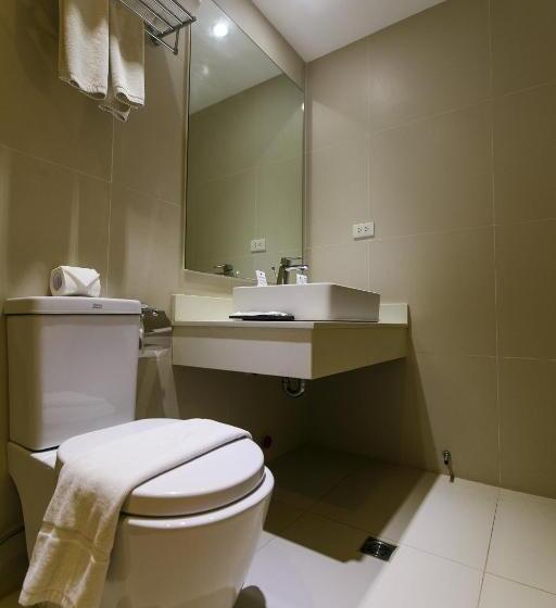 Номер Superior, Solea Mactan Resort