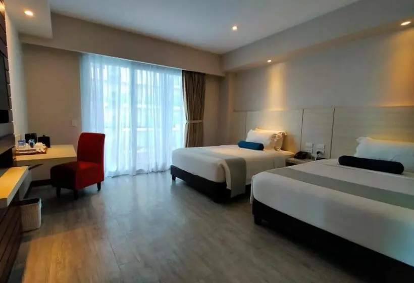 Premium Room Pool View, Solea Mactan Resort