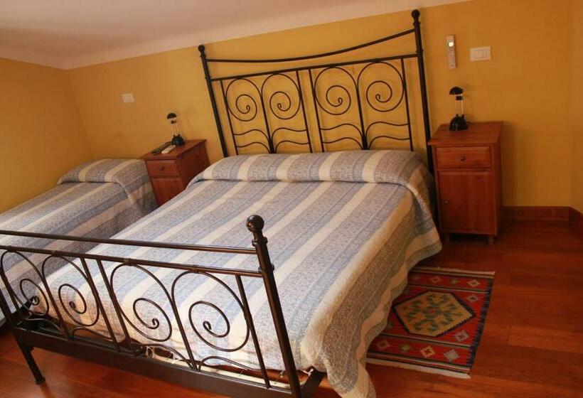اتاق استاندارد سه نفره, B&b Al Borgo