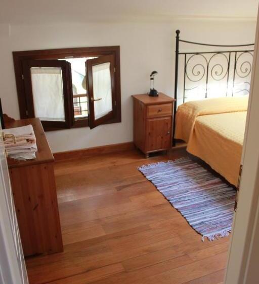 اتاق استاندارد چهارنفره با سرویس بهداشتی مشترک, B&b Al Borgo