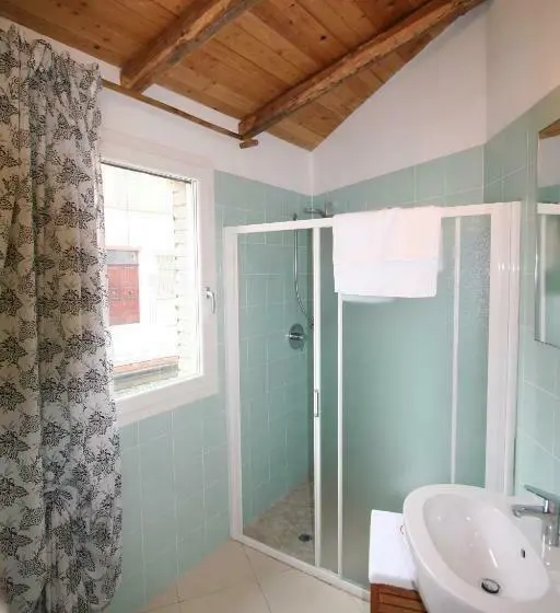 اتاق لوکس, B&b La Pitagora