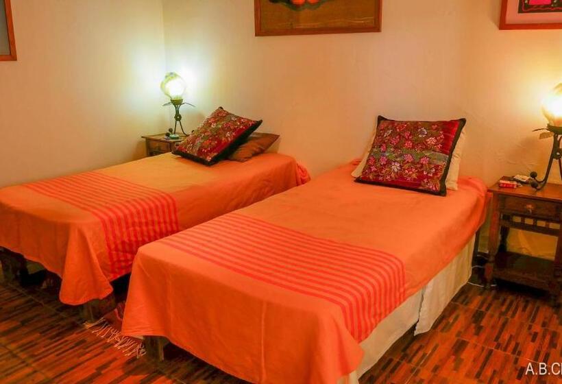 Номер Стандарт, Casona Rosa B&b, Morelia