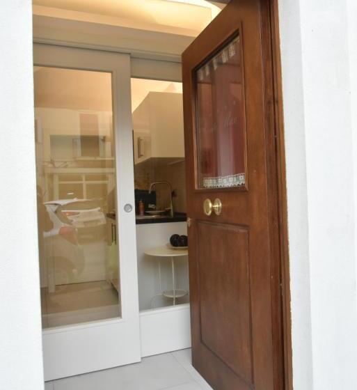 ハイドロマッサージバス付きスイート, Conte Max Rooms