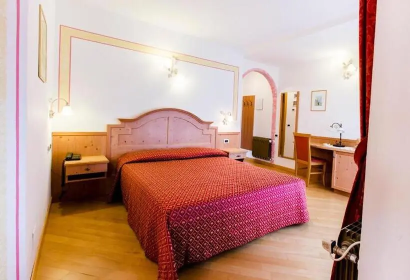 スタンダードトリプルルーム, Albergo Eden