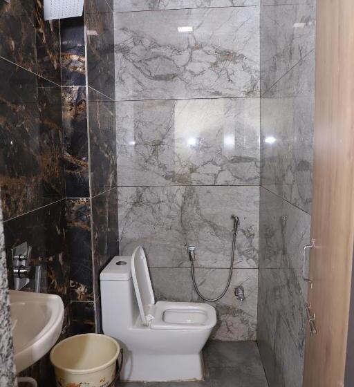 Standard Trippelrum, Mittal Inn