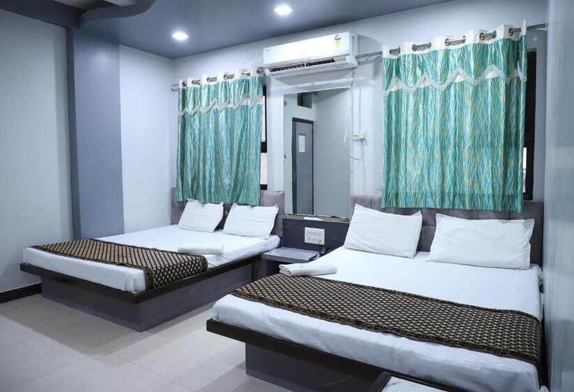 Deluxe Familjerum, Mittal Inn