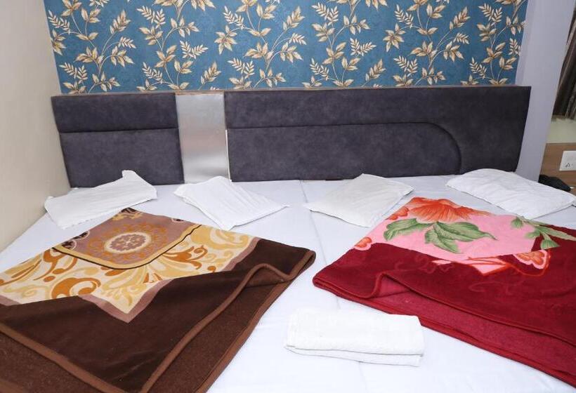 Deluxe Familjerum, Mittal Inn