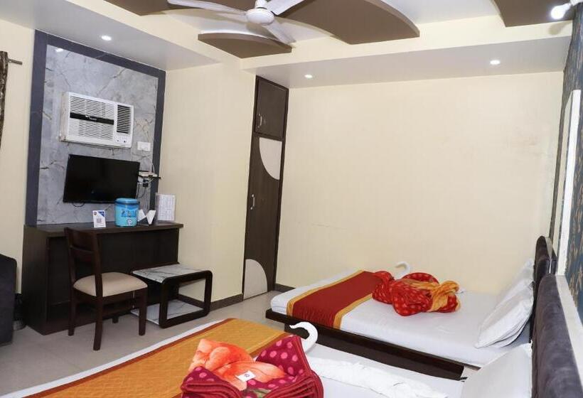 Deluxe Familjerum, Mittal Inn