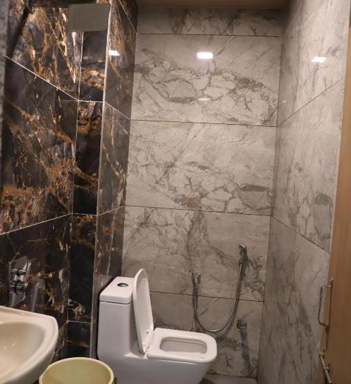 Deluxe Familjerum, Mittal Inn