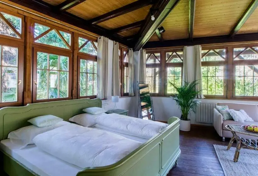 ガーデンビューのスタンダードワンルーム, Schloss Castel Pienzenau   Guestrooms & Apartments   B&b Hotel & Restaurant