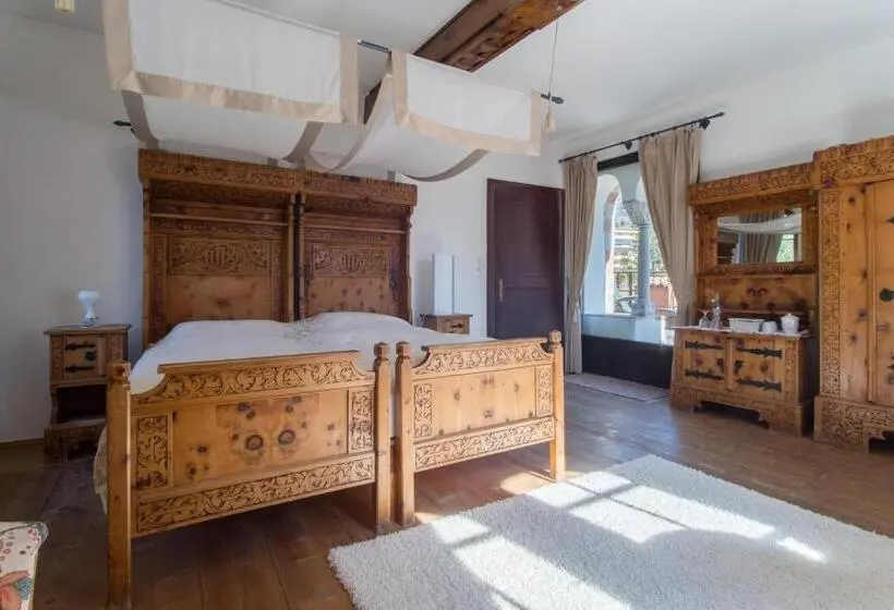 テラス付きスタンダードルーム, Schloss Castel Pienzenau   Guestrooms & Apartments   B&b Hotel & Restaurant
