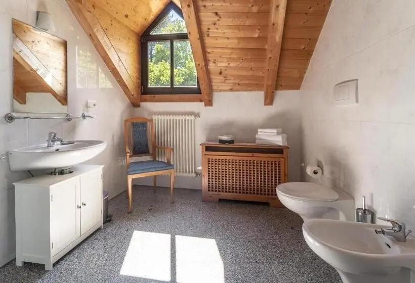 ガーデンビュースタンダードルーム, Schloss Castel Pienzenau   Guestrooms & Apartments   B&b Hotel & Restaurant