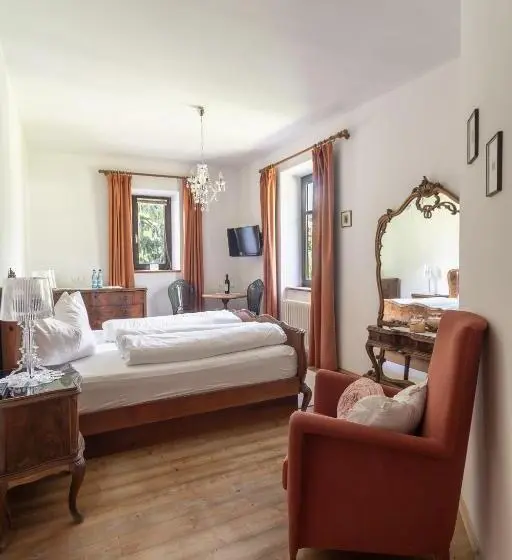 マウンテンビュースタンダードルーム, Schloss Castel Pienzenau   Guestrooms & Apartments   B&b Hotel & Restaurant